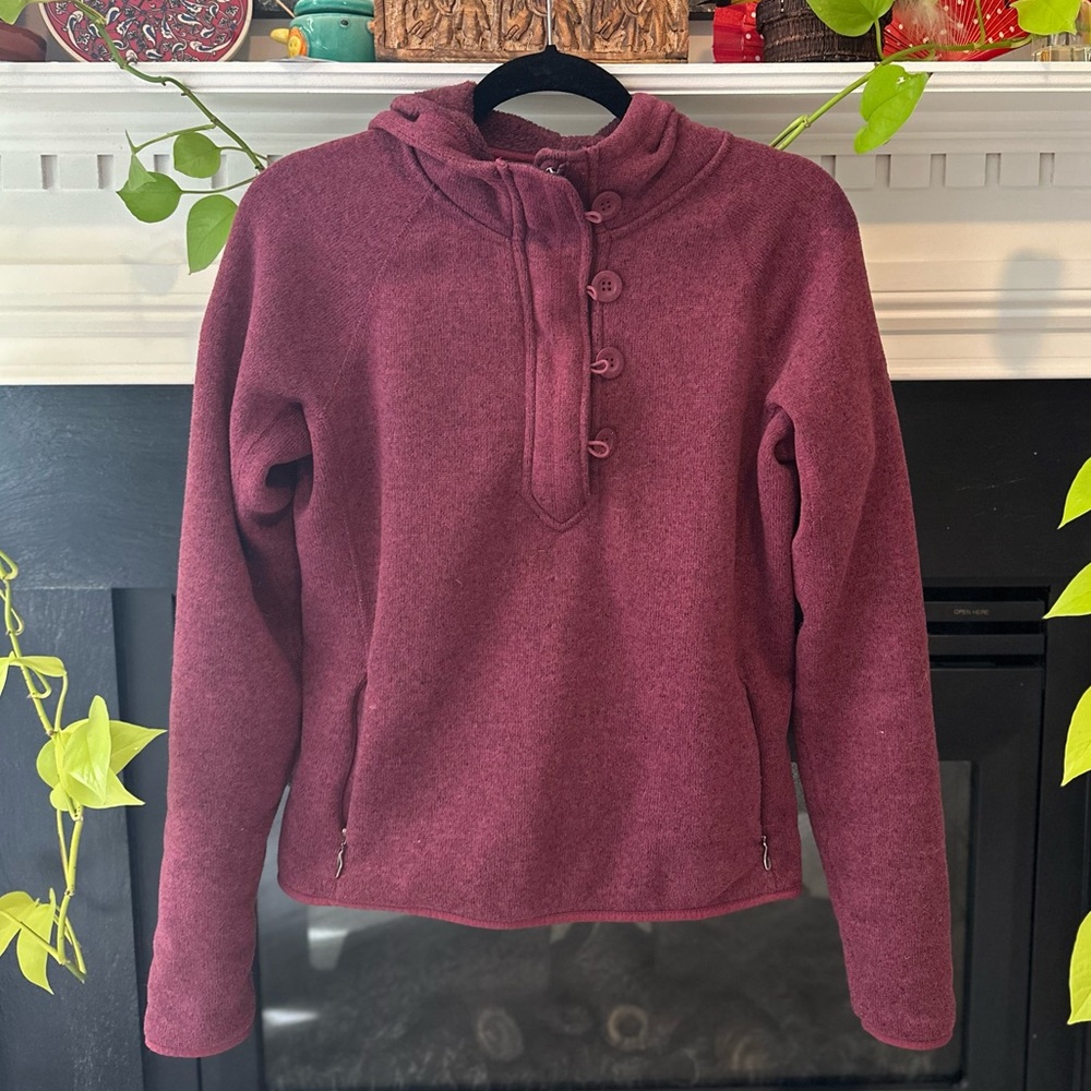 The North Face 1/4 Zip Fleece Hoodie Sweatshirt in purple